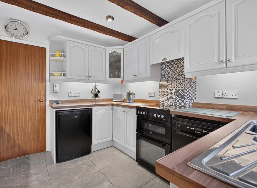 1 Hillside Drive, Ballymena, BT43 5NA
