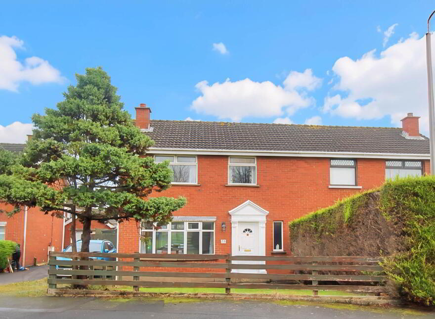 3 Cloverhill Ave, Bangor, BT19 6HB