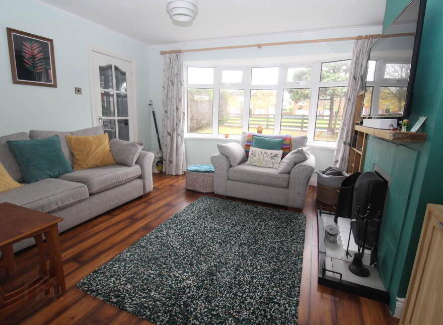 3 Cloverhill Ave, Bangor, BT19 6HB