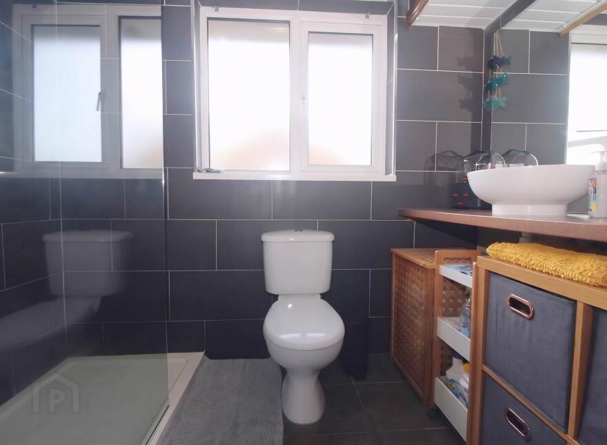 3 Cloverhill Ave, Bangor, BT19 6HB