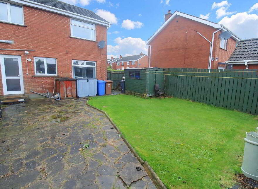 3 Cloverhill Ave, Bangor, BT19 6HB