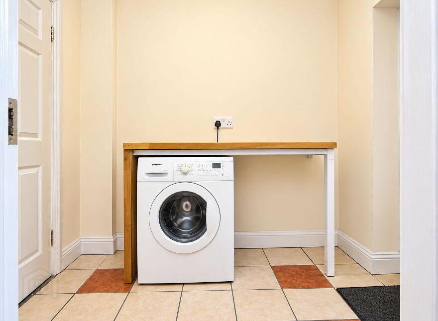 3 The Village, Ballinagore, N91A2K3