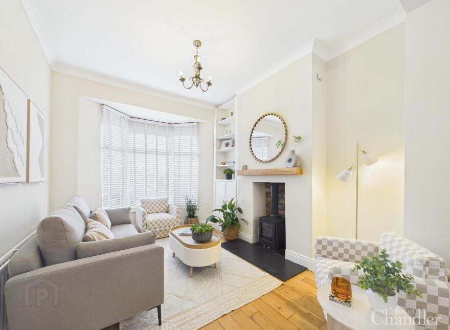 81 Deramore Avenue, Belfast, BT7 3ES