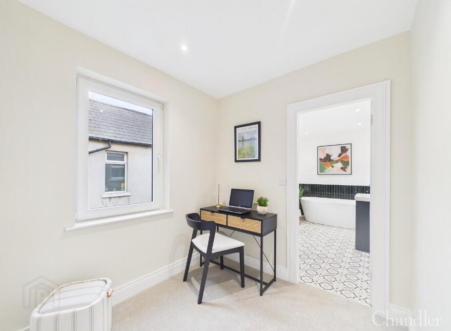 81 Deramore Avenue, Belfast, BT7 3ES