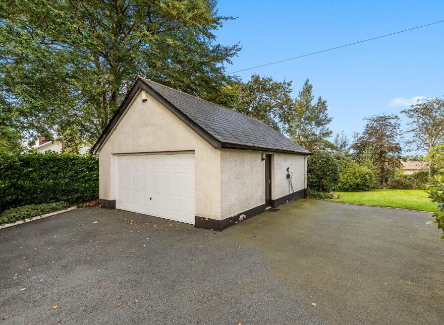17 Ballymacormick Road, Dromore, BT25 1QR