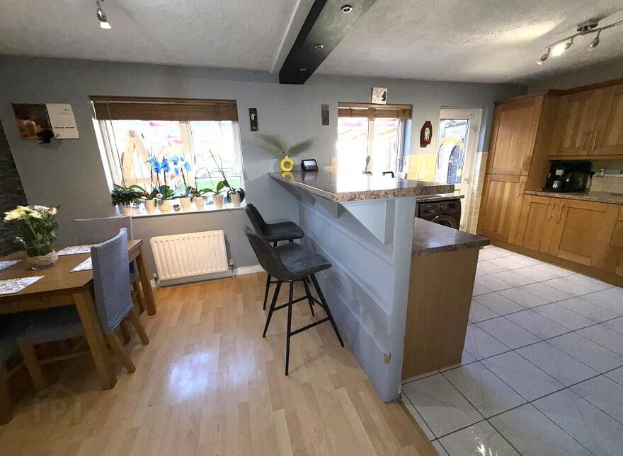 18 Beechgrove, Ballymena, BT43 7NW