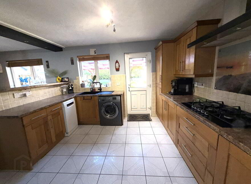 18 Beechgrove, Ballymena, BT43 7NW