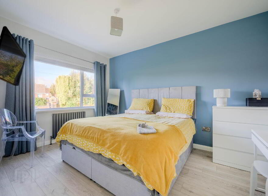 37 Ballyregan Road, Dundonald, Belfast, BT16 1HZ