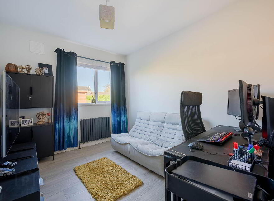 37 Ballyregan Road, Dundonald, Belfast, BT16 1HZ