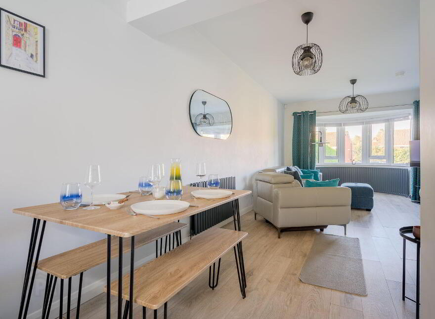 37 Ballyregan Road, Dundonald, Belfast, BT16 1HZ