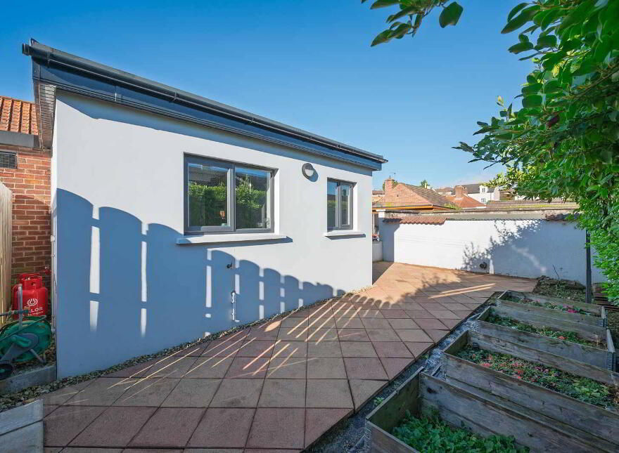 37 Ballyregan Road, Dundonald, Belfast, BT16 1HZ