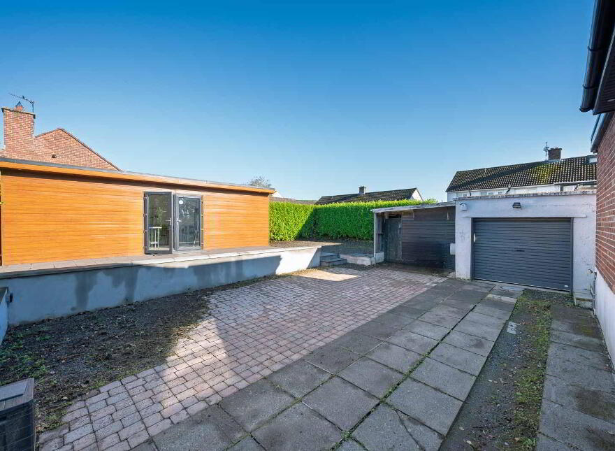 37 Ballyregan Road, Dundonald, Belfast, BT16 1HZ