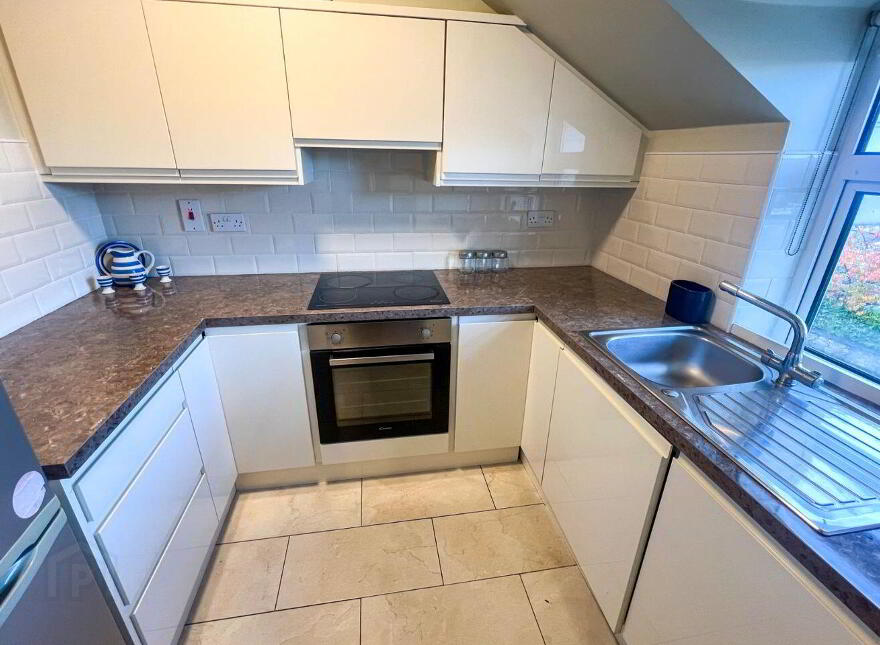 8 University Halls, Newcastle Road, Newcastle, Newcastle, H91R803