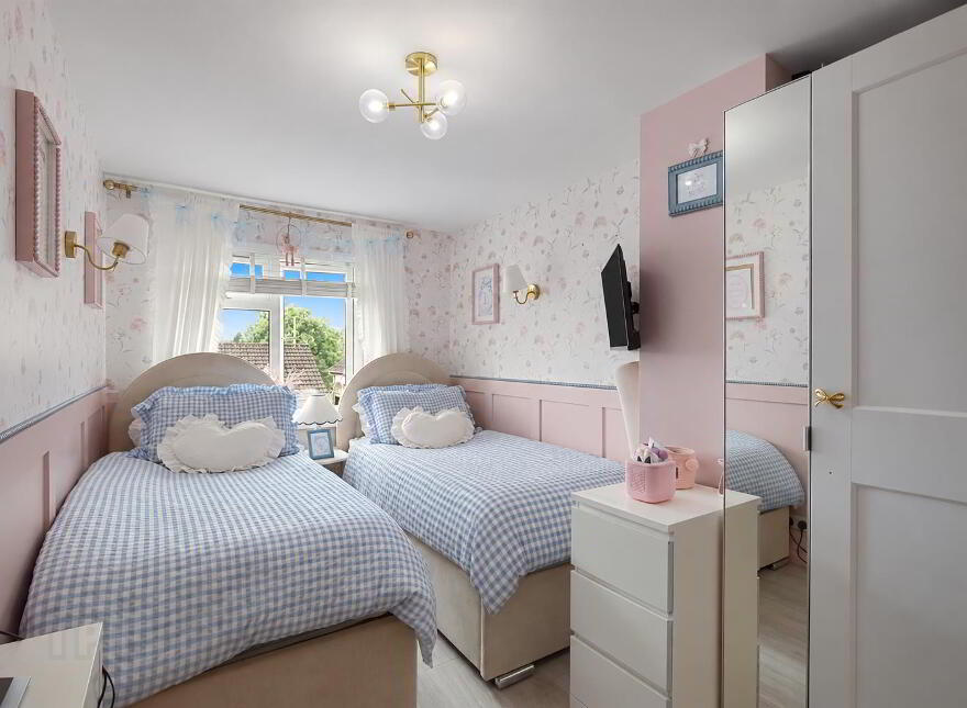 11 Ballybeen Park, Dundonald, Belfast, BT16 2QB