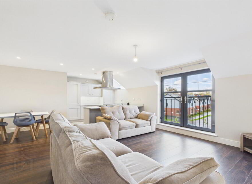 11l Oakfield Hall, Oakfield Park, Jordanstown, Newtownabbey, BT37 0QY