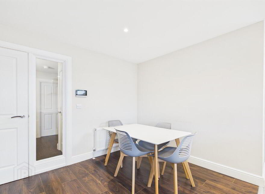 11l Oakfield Hall, Oakfield Park, Jordanstown, Newtownabbey, BT37 0QY
