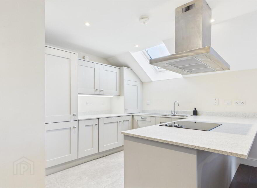 11l Oakfield Hall, Oakfield Park, Jordanstown, Newtownabbey, BT37 0QY