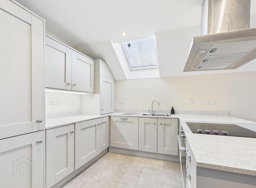 11l Oakfield Hall, Oakfield Park, Jordanstown, Newtownabbey, BT37 0QY