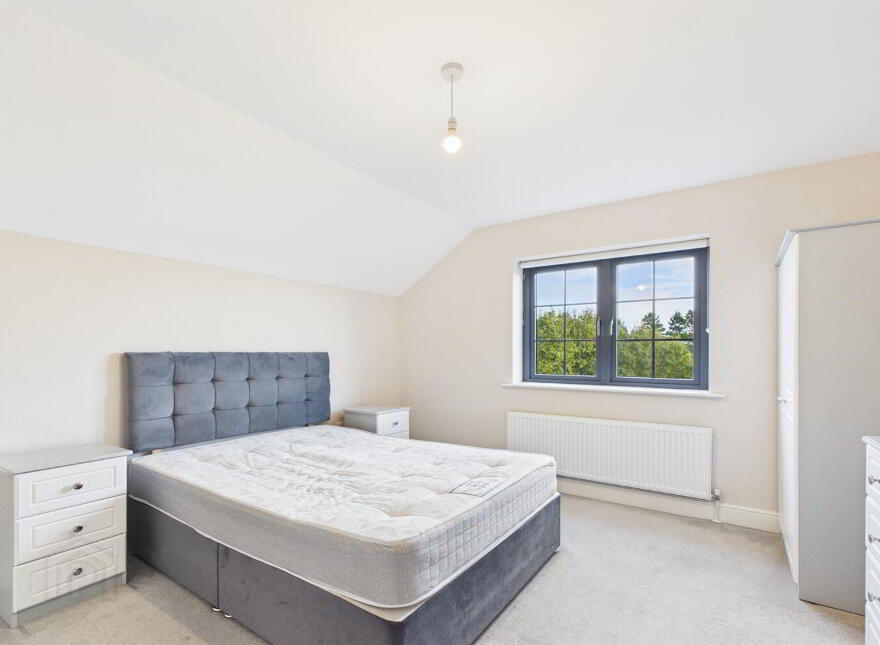 11l Oakfield Hall, Oakfield Park, Jordanstown, Newtownabbey, BT37 0QY