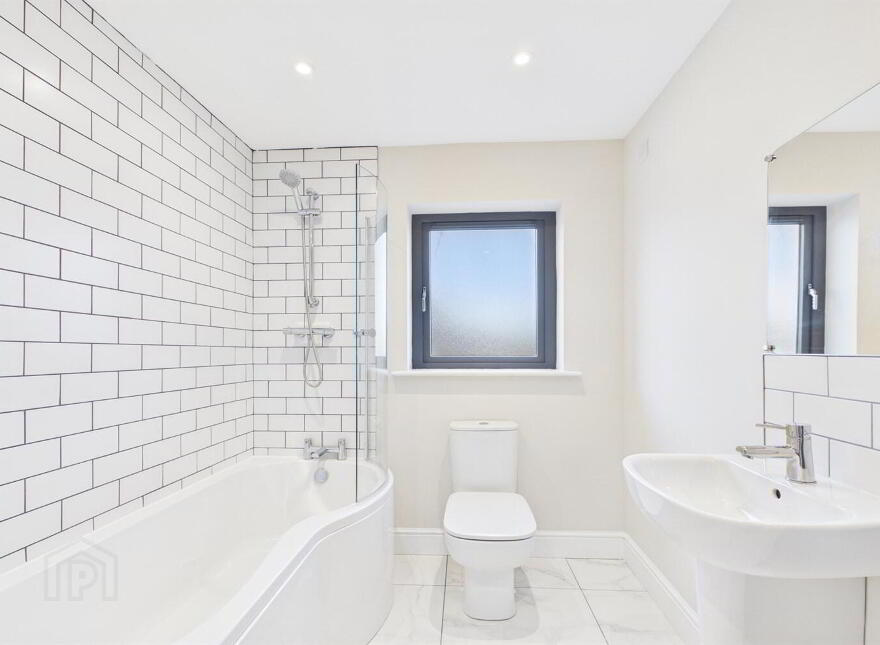 11l Oakfield Hall, Oakfield Park, Jordanstown, Newtownabbey, BT37 0QY