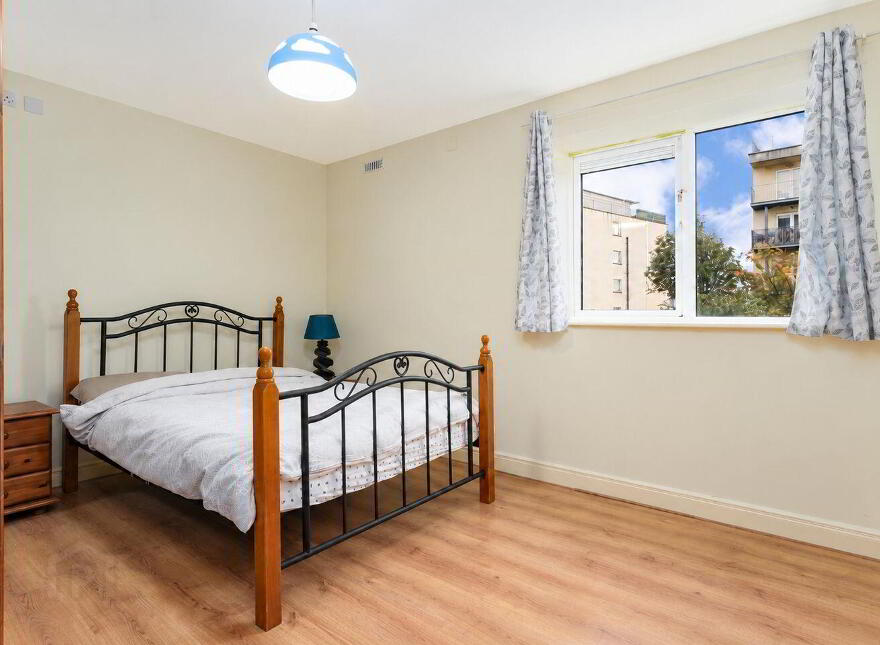 2 A Aras Na Cluaine, Clondalkin, Clondalkin, D22