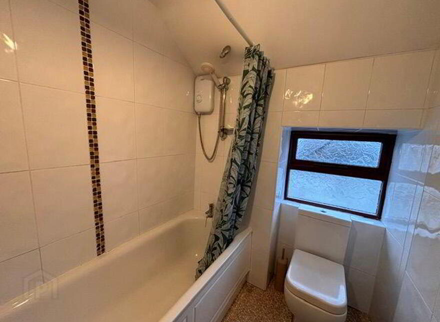 18 Mary Street, Warrenpoint, BT34 3NT