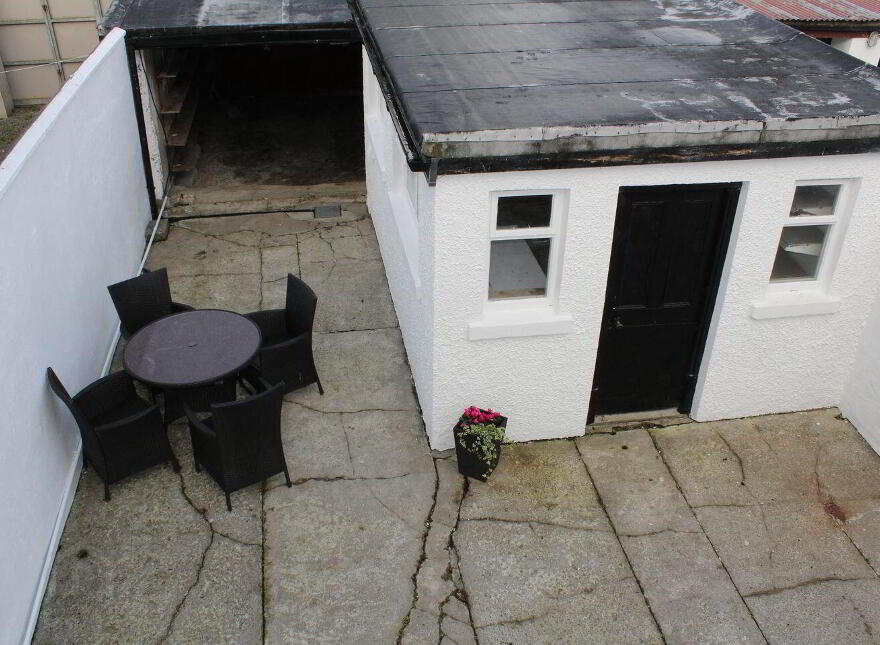 New Street, Abbeyfeale, V94E4C8