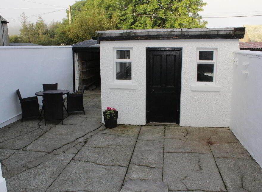 New Street, Abbeyfeale, V94E4C8