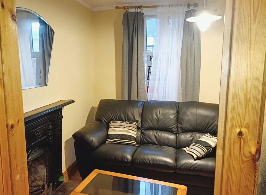 5 Bridge Street, Cahersiveen, V23NC84