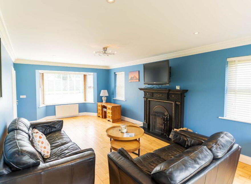 12 Marina Walk, Cahersiveen, V23YY50