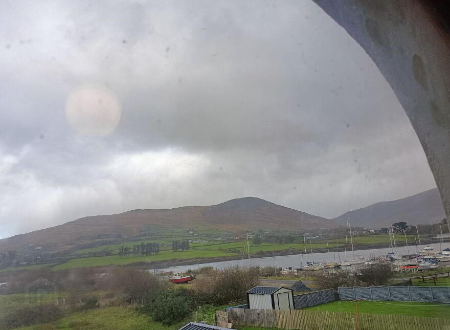 12 Marina Walk, Cahersiveen, V23YY50