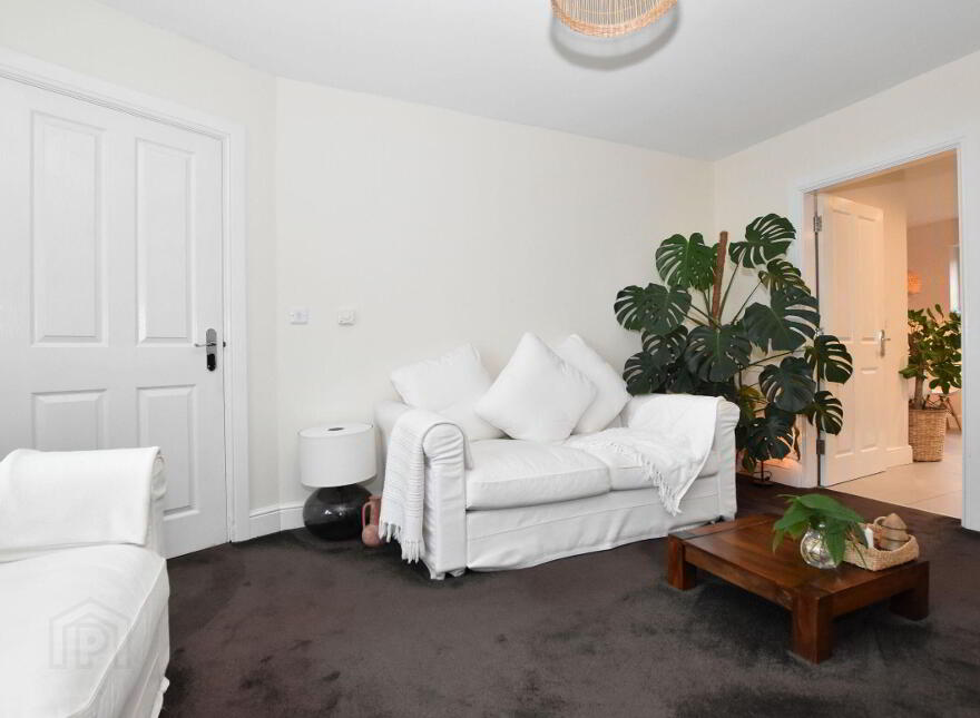 24 Sir Richard Wallace Road, Lisburn, BT28 3ZH