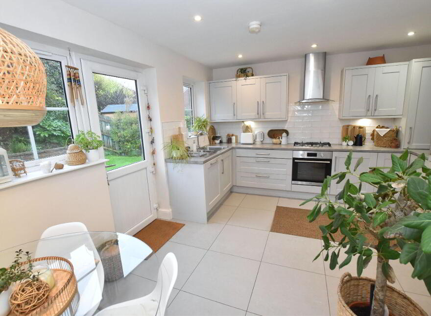 24 Sir Richard Wallace Road, Lisburn, BT28 3ZH