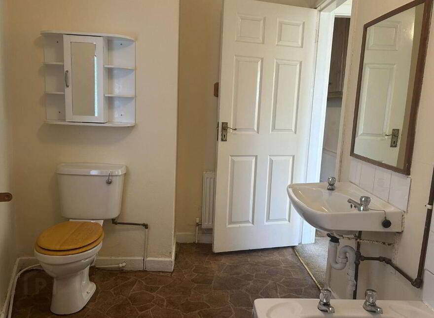 40 Gilmartin Road, Tuam, H54AV66