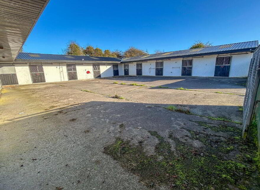Belmont, Cloghans Hill, Milltown, Tuam, H54HE19