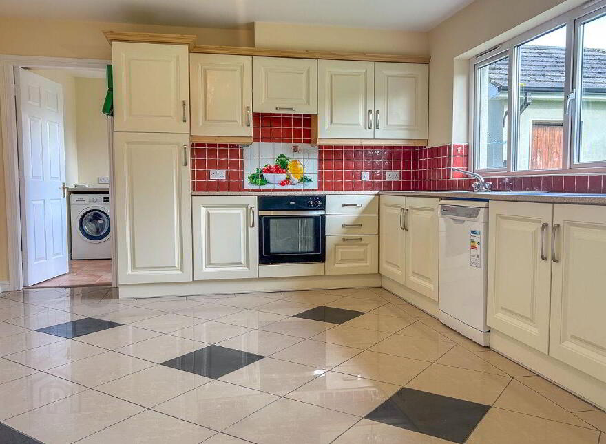 204 Palace Fields, Tuam, H54W240