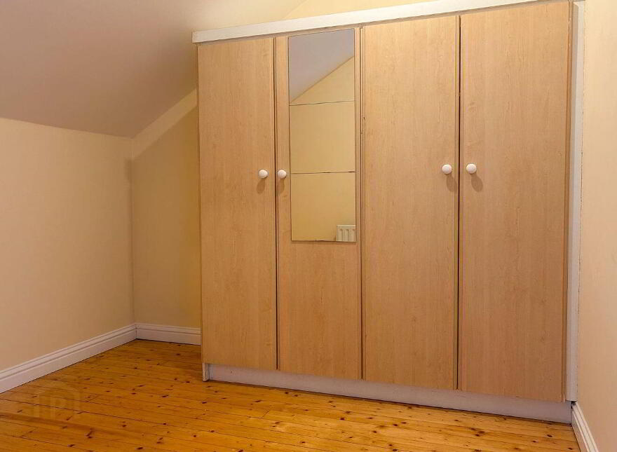 204 Palace Fields, Tuam, H54W240