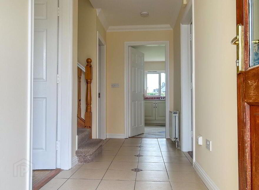 204 Palace Fields, Tuam, H54W240