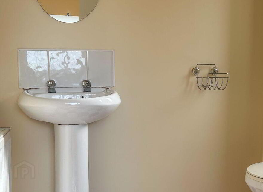 204 Palace Fields, Tuam, H54W240