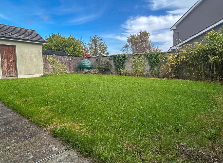 204 Palace Fields, Tuam, H54W240