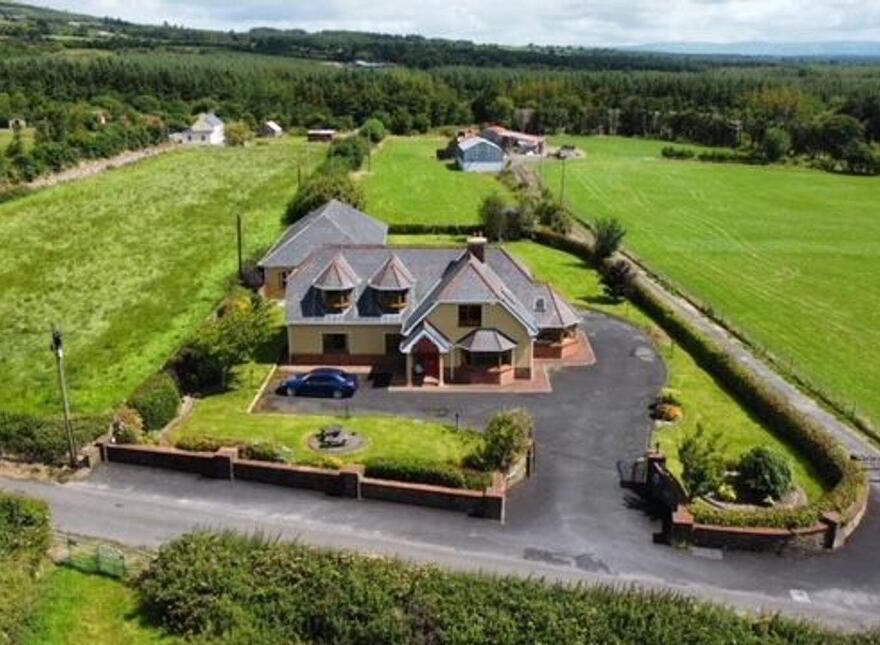Woodvilla House, Ballygamboon, Castlemaine, V93VP66