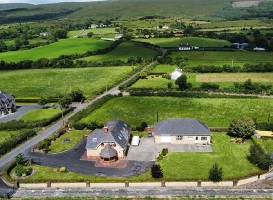 Woodvilla House, Ballygamboon, Castlemaine, V93VP66