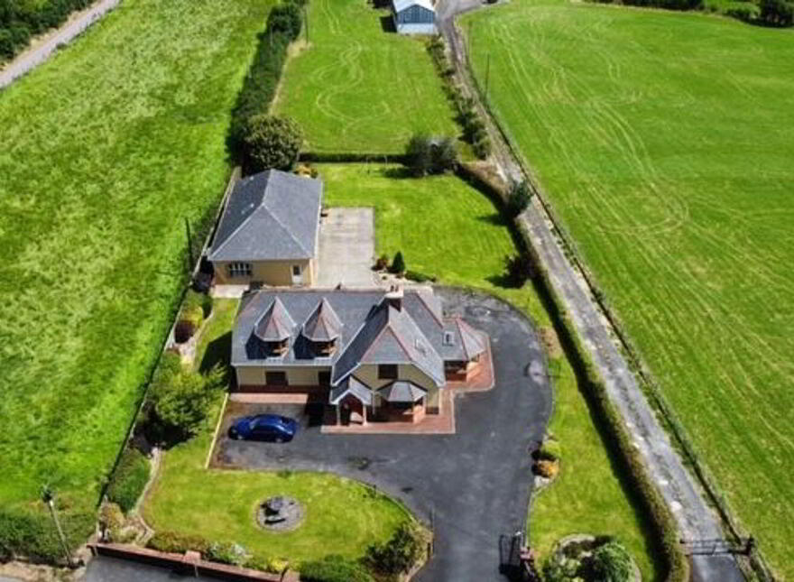 Woodvilla House, Ballygamboon, Castlemaine, V93VP66