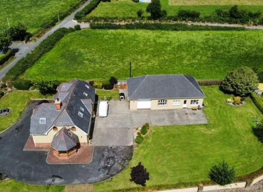 Woodvilla House, Ballygamboon, Castlemaine, V93VP66