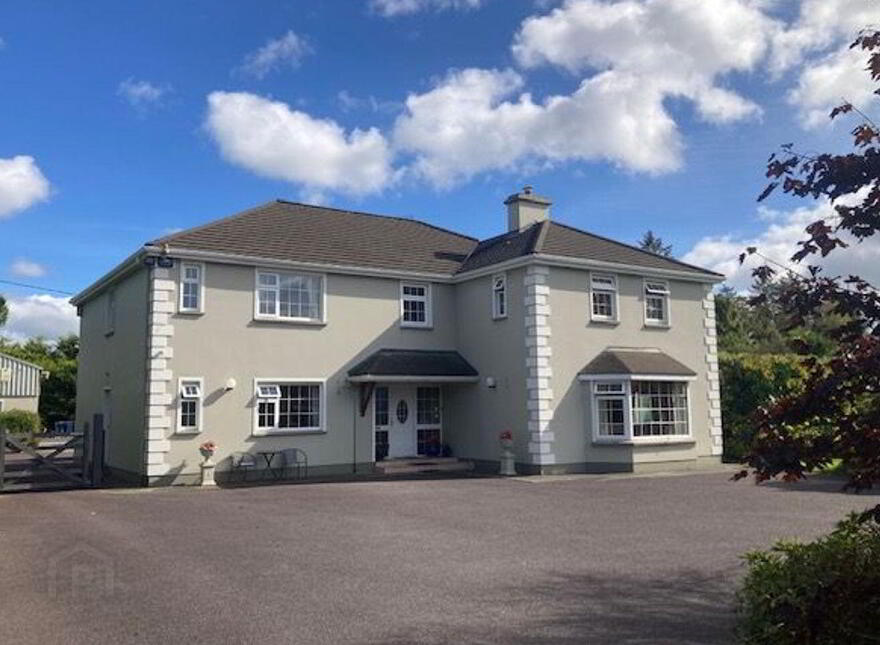 Avondale House, Tralee Road, Killarney, V93Y296