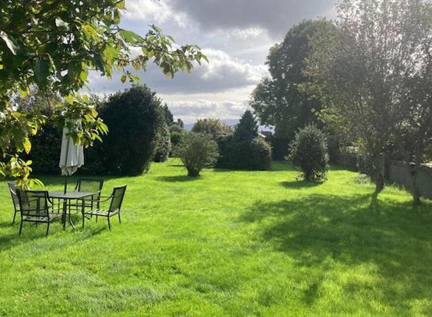 Avondale House, Tralee Road, Killarney, V93Y296