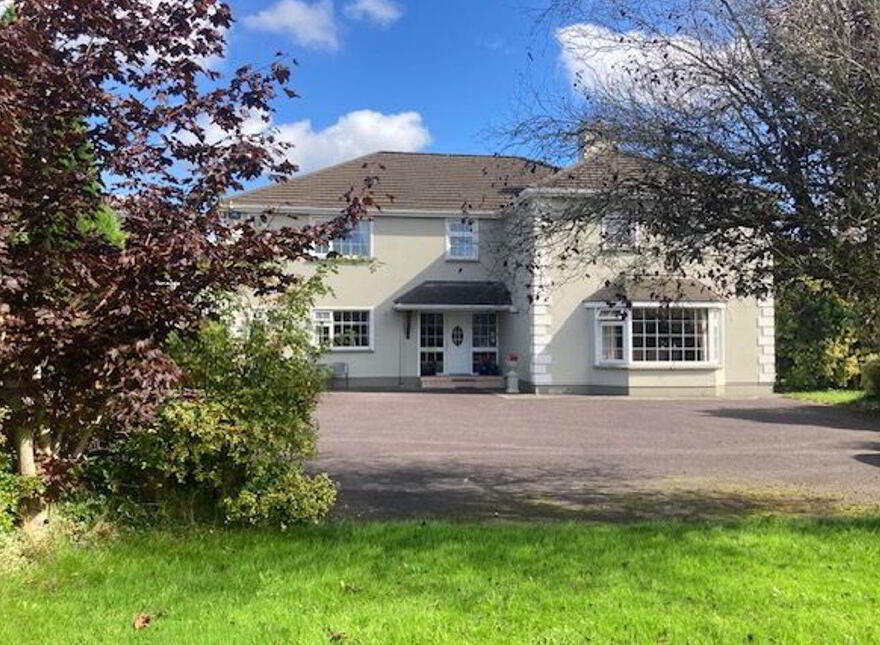 Avondale House, Tralee Road, Killarney, V93Y296