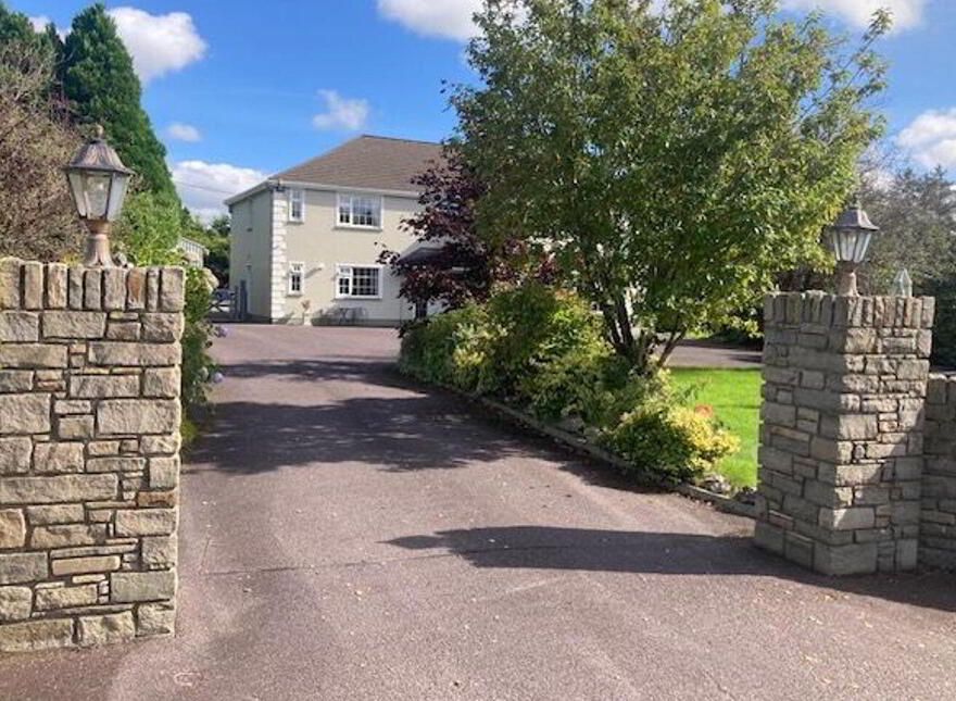 Avondale House, Tralee Road, Killarney, V93Y296