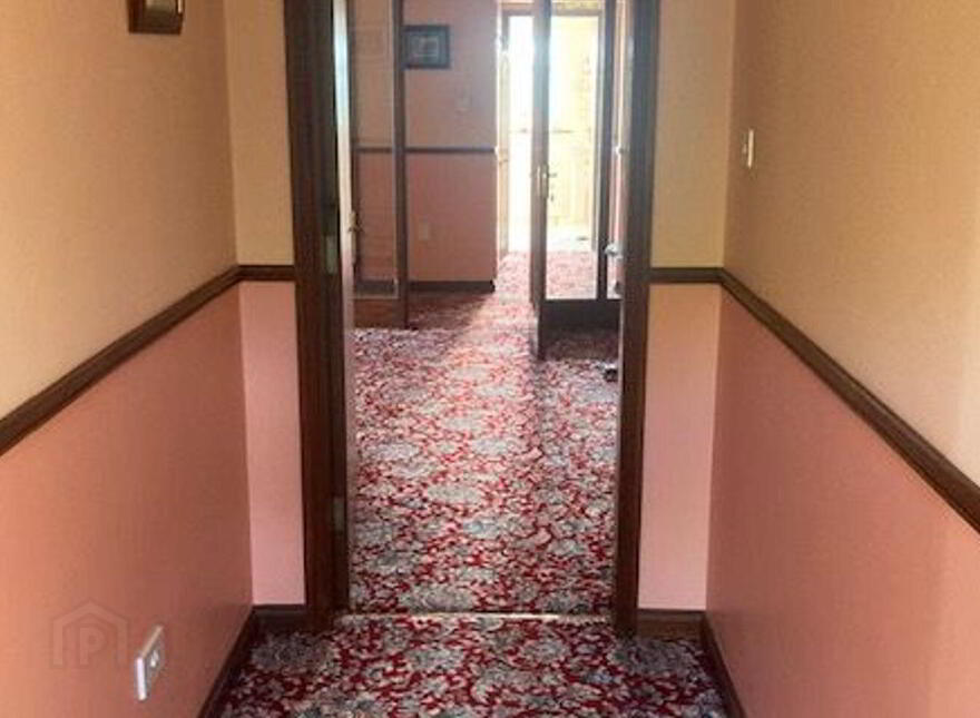 Avondale House, Tralee Road, Killarney, V93Y296