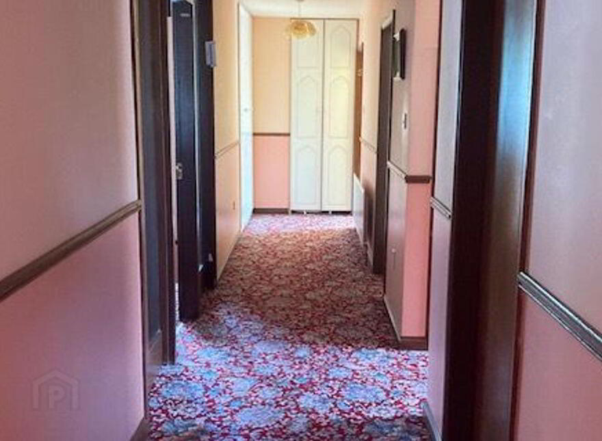 Avondale House, Tralee Road, Killarney, V93Y296